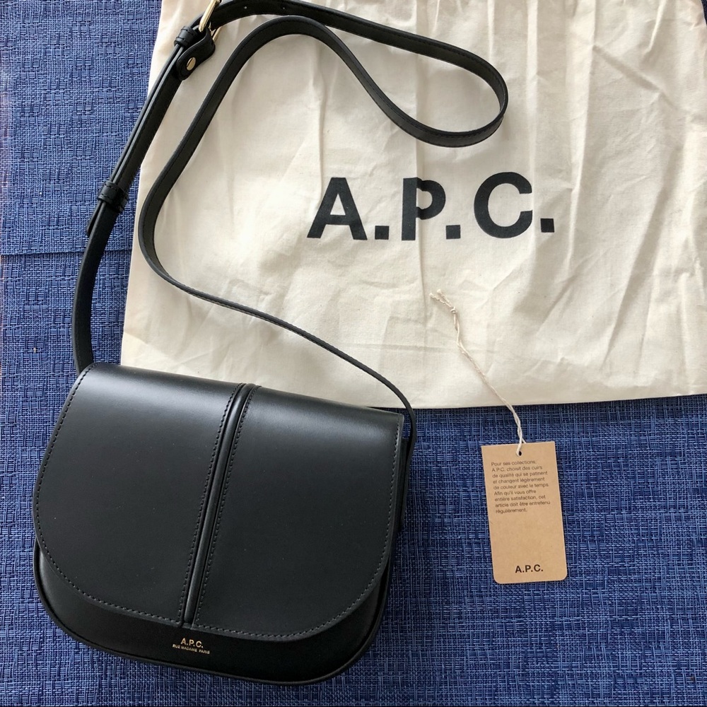 NEW A.P.C. Betty Bag in Black Leather